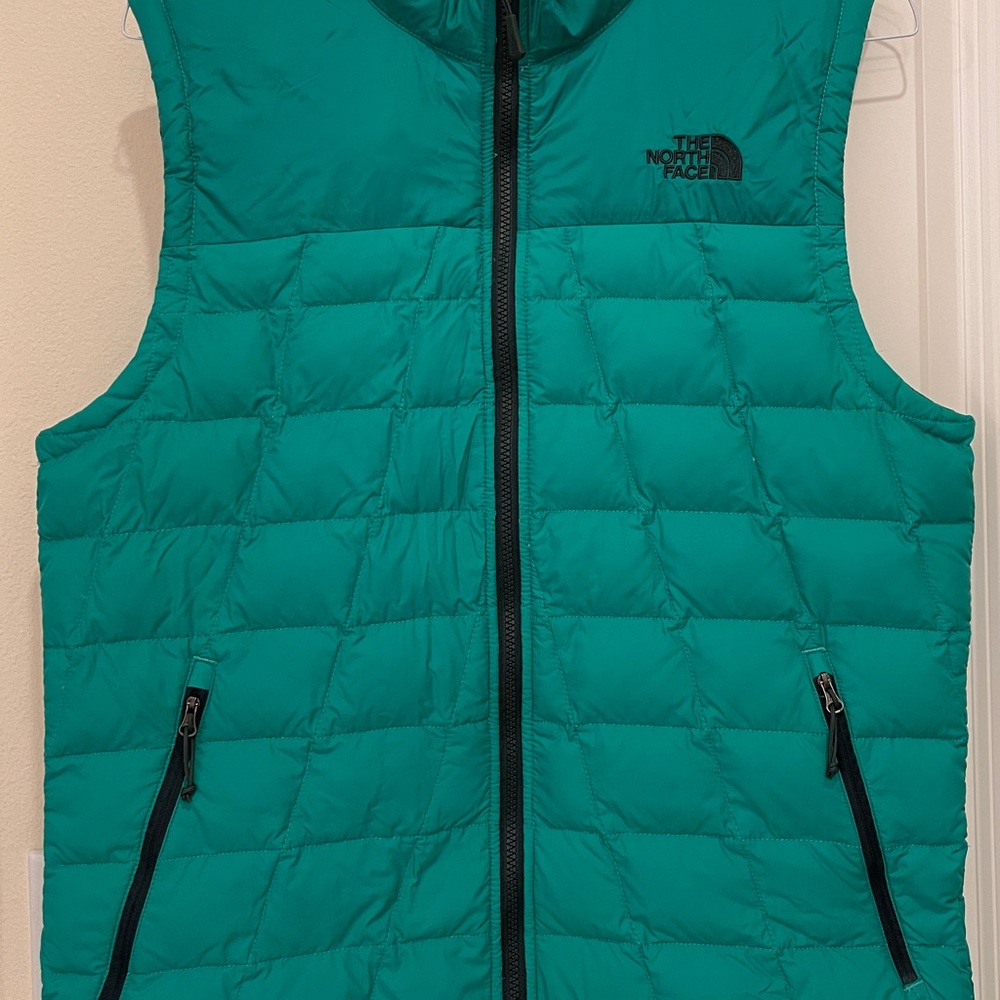 Kelly Green Northface Puffer Vest